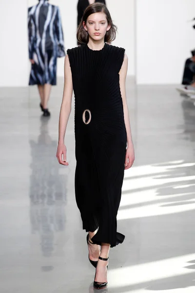 Look 38